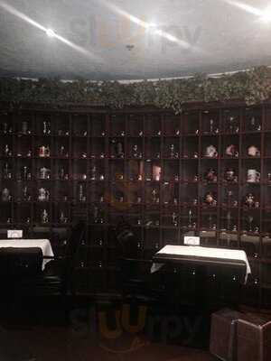 Traktir Na Basseynoy