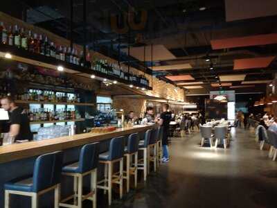 Khu Yum & Barmandictat