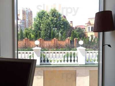 Wolkonsky Patisserie & Cafe