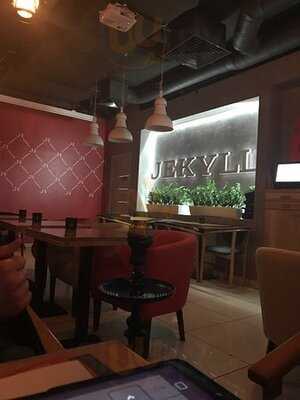 Jekyll & Hyde