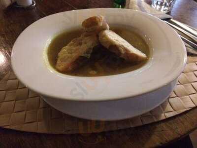 Dom Bergonie Art Cafe