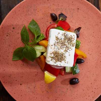 Dom Bergonie Art Cafe