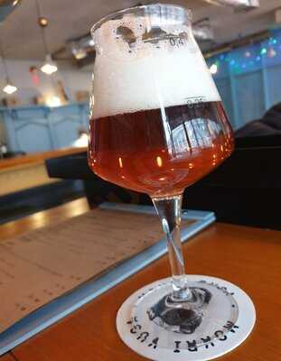 Mokri Vusa. Ukrainian Pub