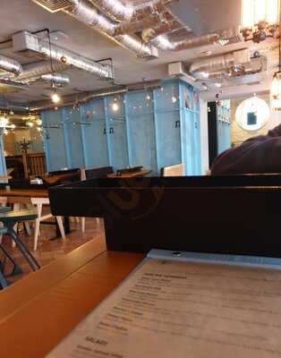 Mokri Vusa. Ukrainian Pub