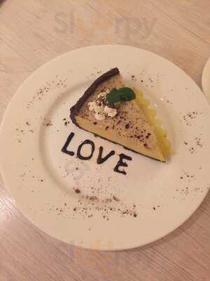 Love Cake