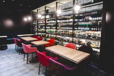 101 Wine Bar