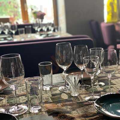 Bar Restaurant Wine And Health