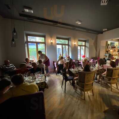 Bar Restaurant Wine And Health