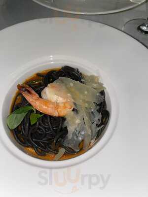 Zitti Restaurant & Vinoteca