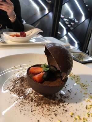 Zitti Restaurant & Vinoteca