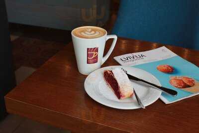 Kredens Cafe Forum Lviv