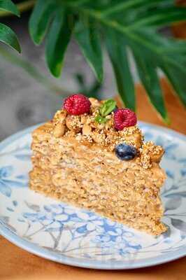 Mamma Modern Family Restaurant